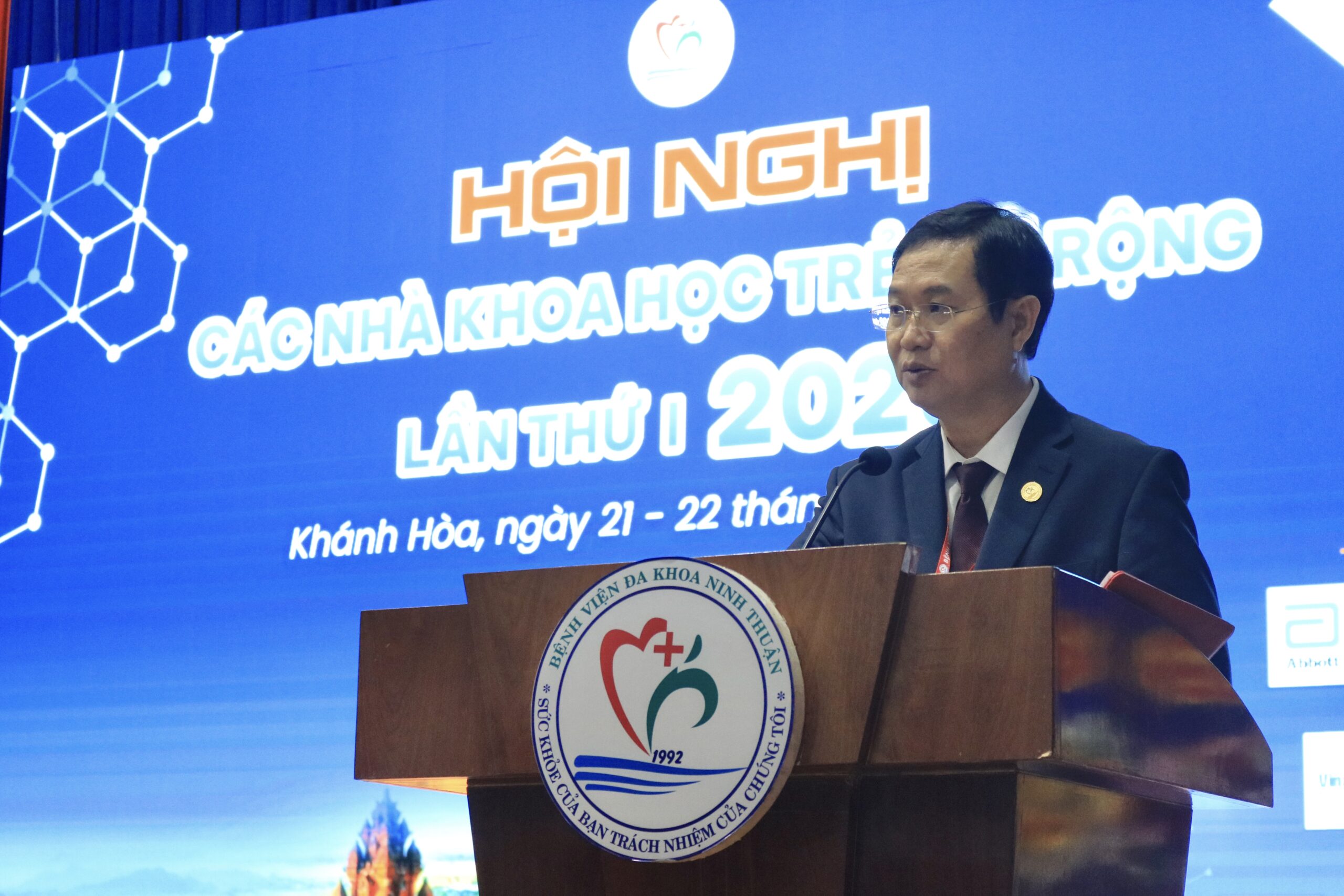 NƠI GIAO LƯU – KẾT NỐI CỦA NHỮNG NHÀ KHOA HỌC TRẺ  