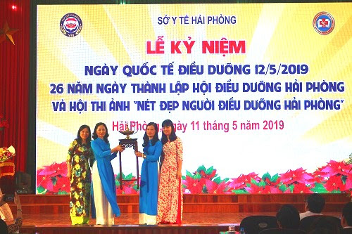KỶ NIỆM NGÀY QUỐC TẾ ĐIỀU DƯỠNG VÀ TRAO GIẢI HỘI THI “NÉT ĐẸP NGƯỜI ĐIỀU DƯỠNG HẢI PHÒNG”  