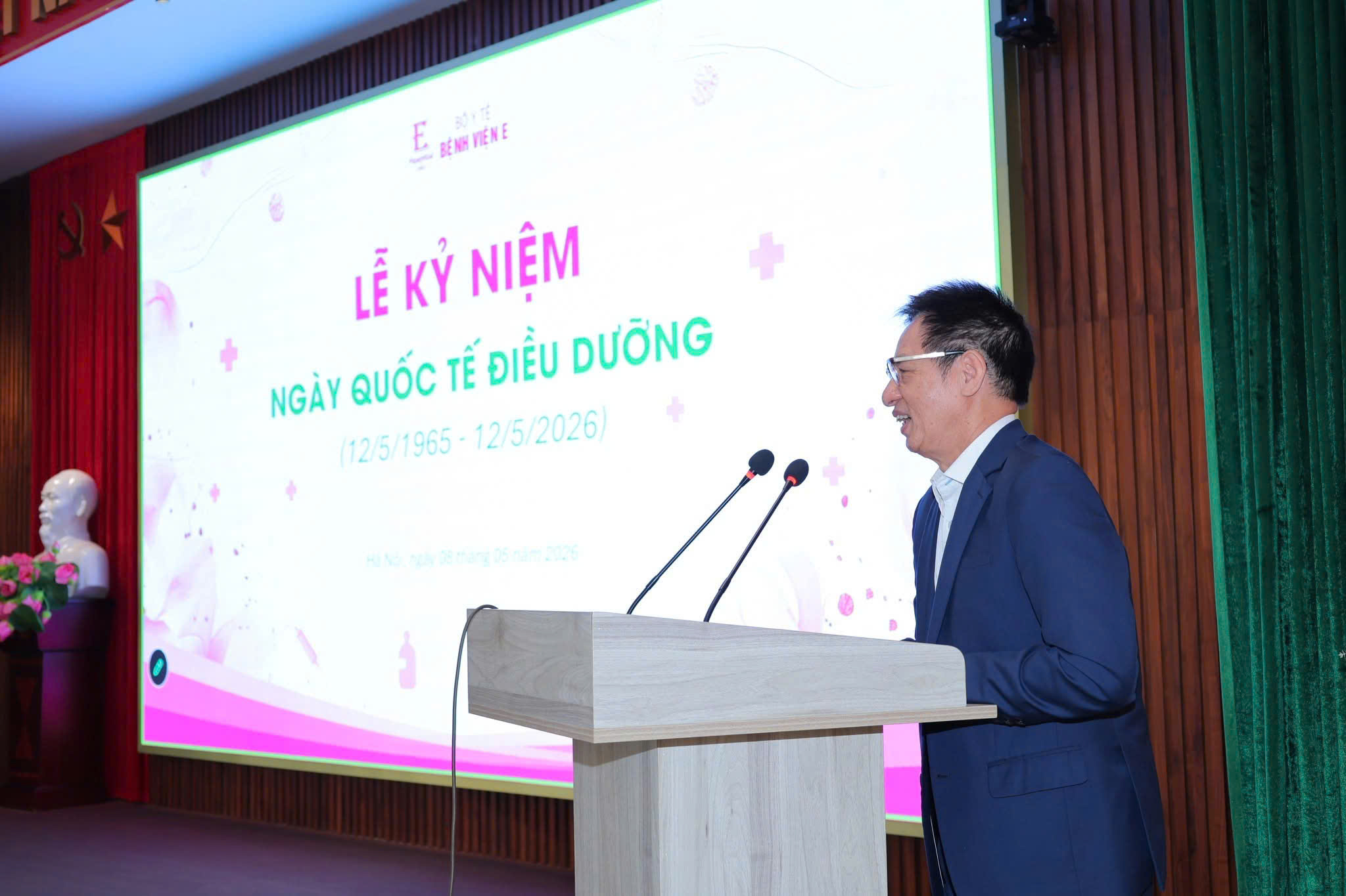 BỆNH VIỆN E KỶ NIỆM NGÀY QUỐC TẾ ĐIỀU DƯỠNG 12/5 VÀ TỔ CHỨC HỘI NGHỊ KHOA HỌC “ĐIỀU DƯỠNG TRONG THỜI KỲ CHUYỂN ĐỔI SỐ”
