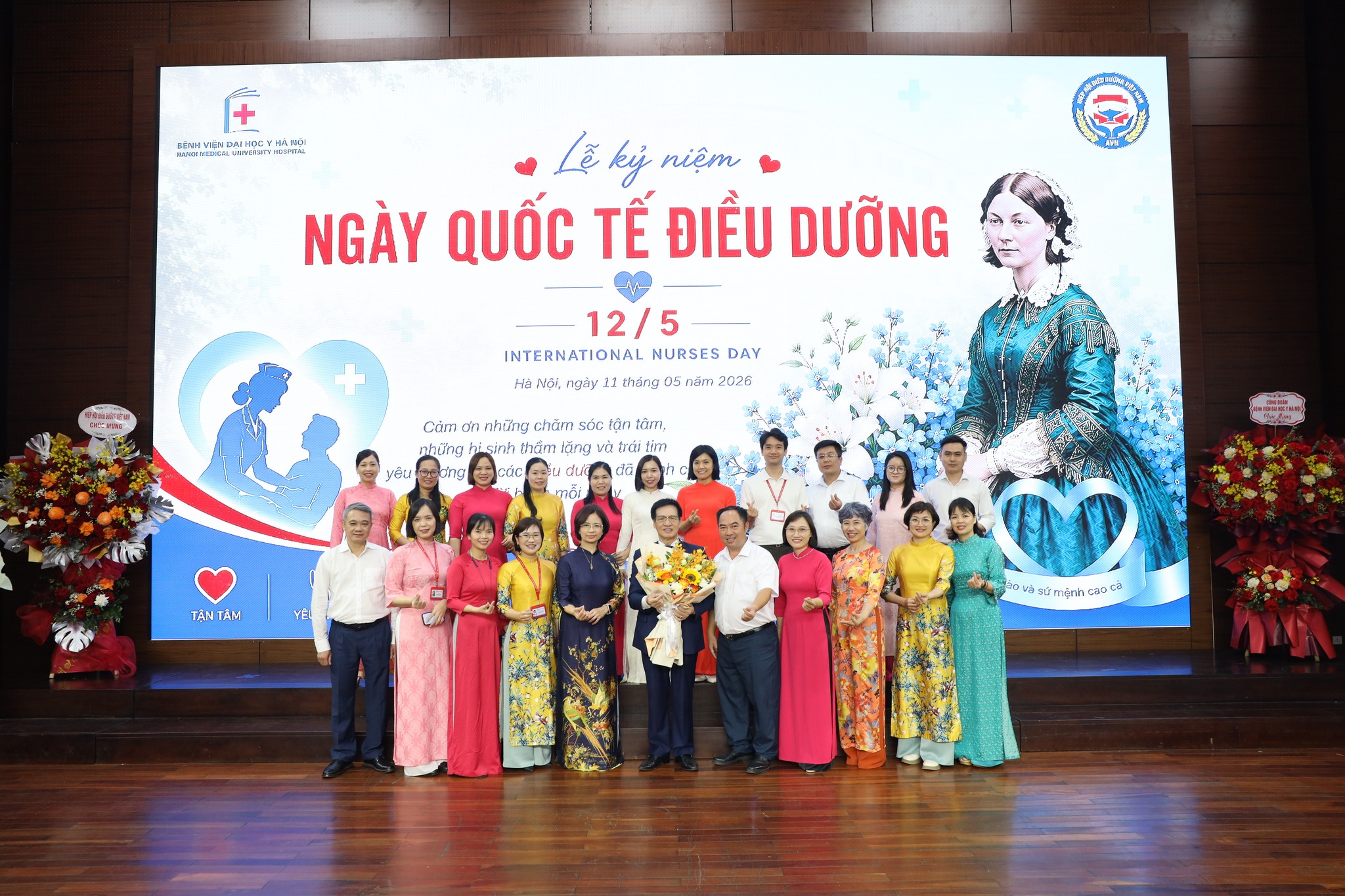 BỆNH VIỆN ĐẠI HỌC Y HÀ NỘI KỶ NIỆM NGÀY QUỐC TẾ ĐIỀU DƯỠNG 12/5