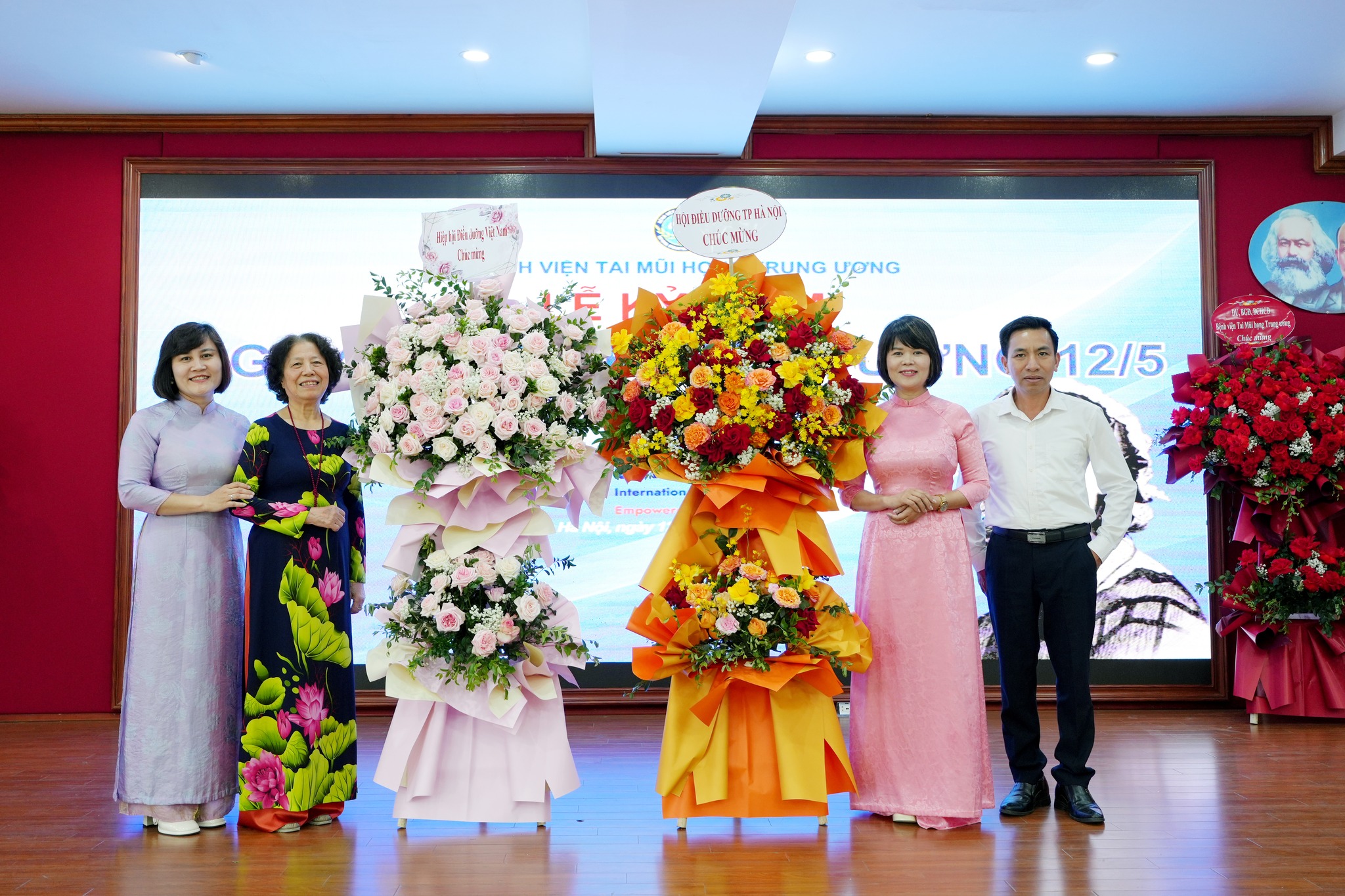 Tiếp nối ngọn lửa nghề điều dưỡng tại Bệnh viện Tai Mũi Họng Trung Ương